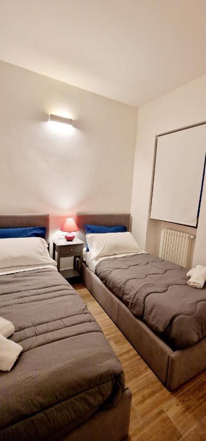 Tribunali Platamon Neapel Exteriör bild