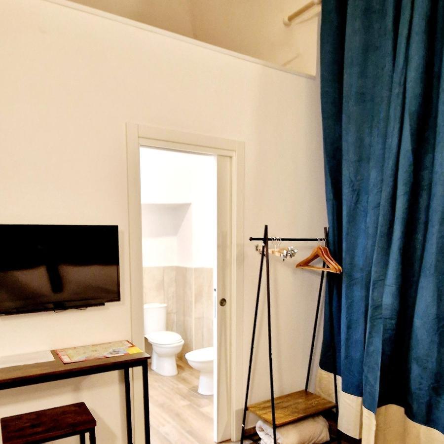 Tribunali Platamon Neapel Exteriör bild